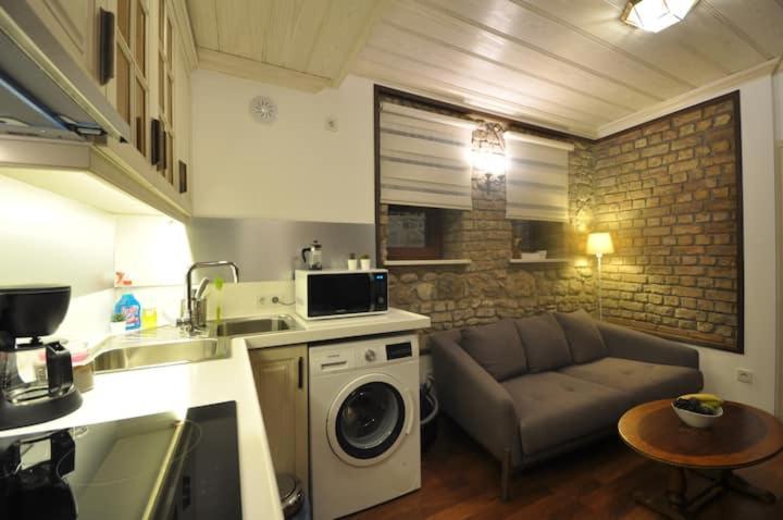 Ottobalat Apartment Istanbul Exterior photo